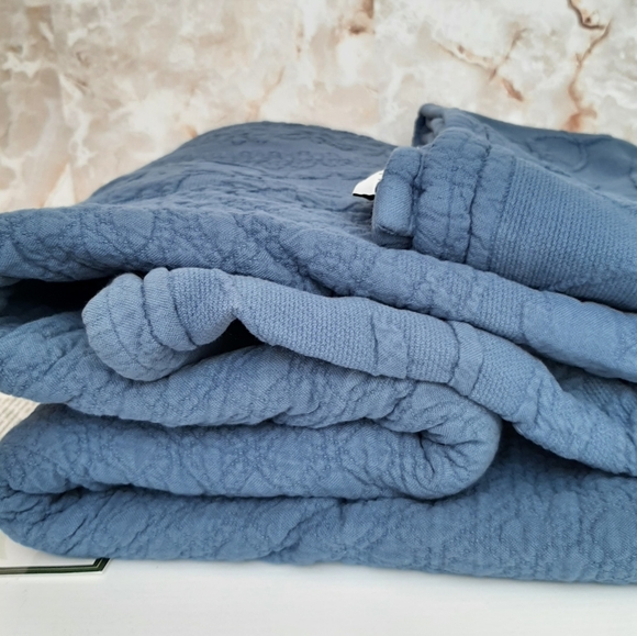 King Charles Blue Coverlet by - Picture 7 of 14